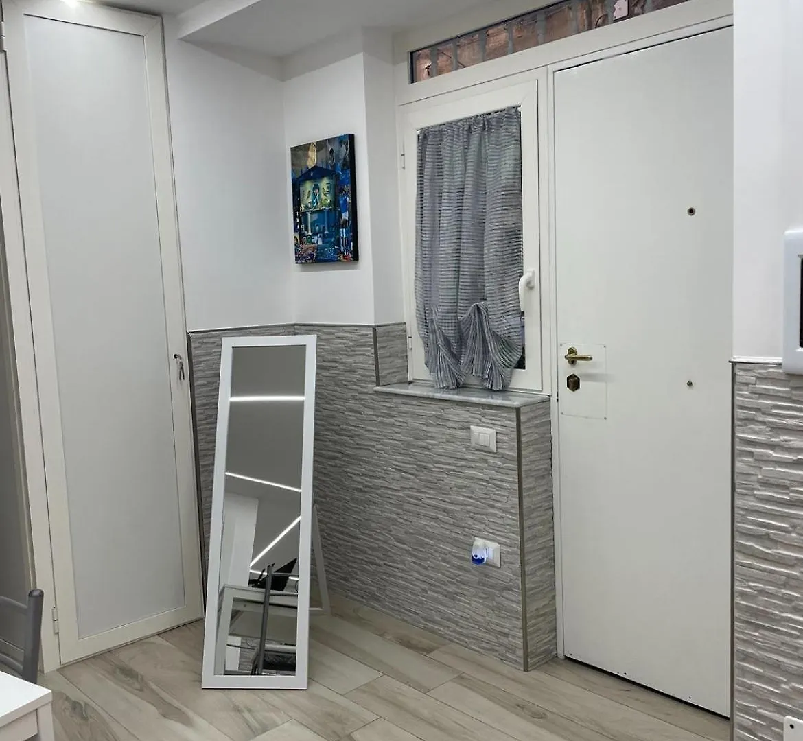 Apartment Metro Stazione-Museo 500 M-Appartamento Centrale Ed Elegante Dimora De Curtis Naples
