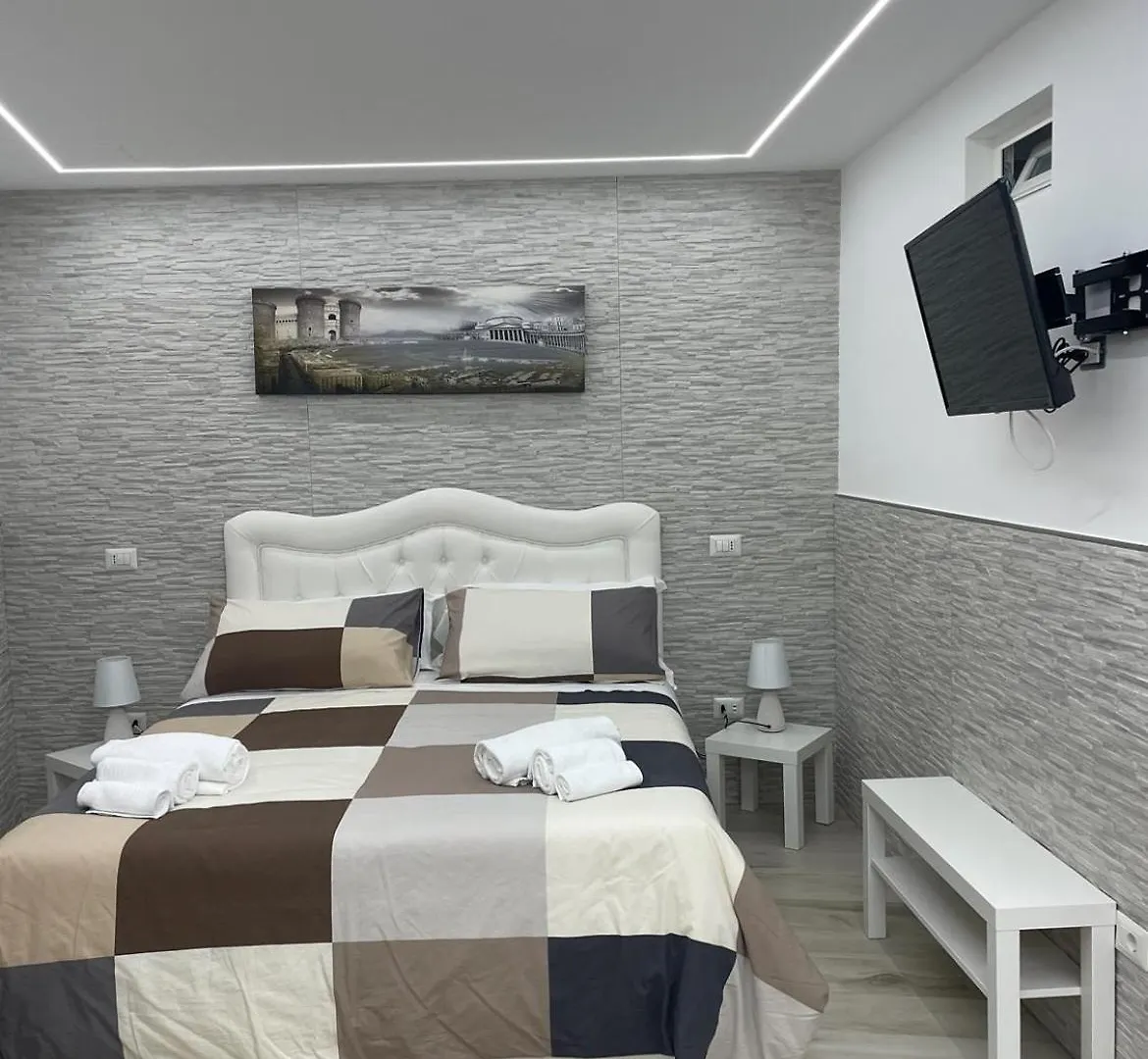 Apartment Metro Stazione-Museo 500 M-Appartamento Centrale Ed Elegante Dimora De Curtis Naples Italy